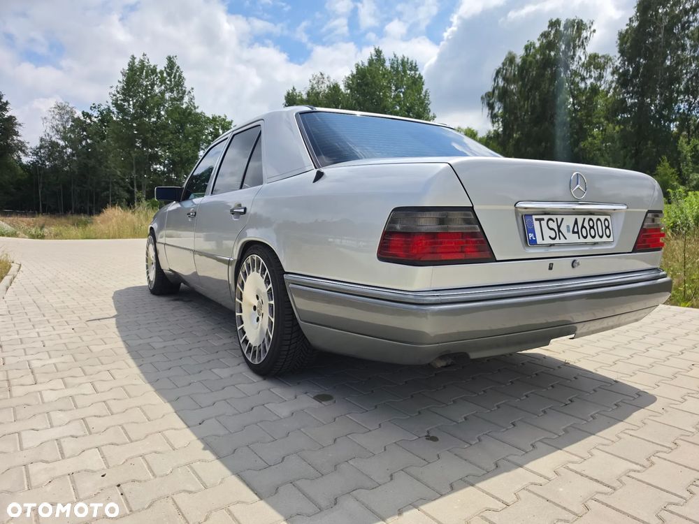 Mercedes-Benz Klasa E - 4