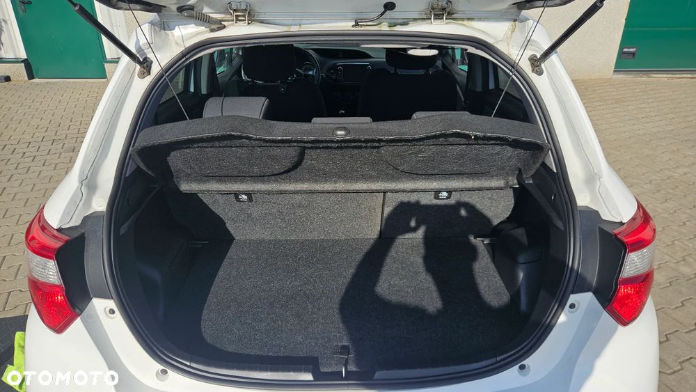 Toyota Yaris 1.5 Active - 9
