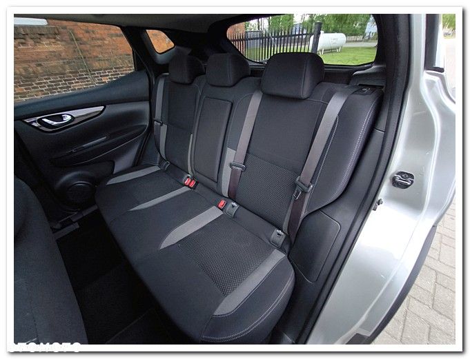 Nissan Qashqai 1.3 DIG-T N-WAY - 23