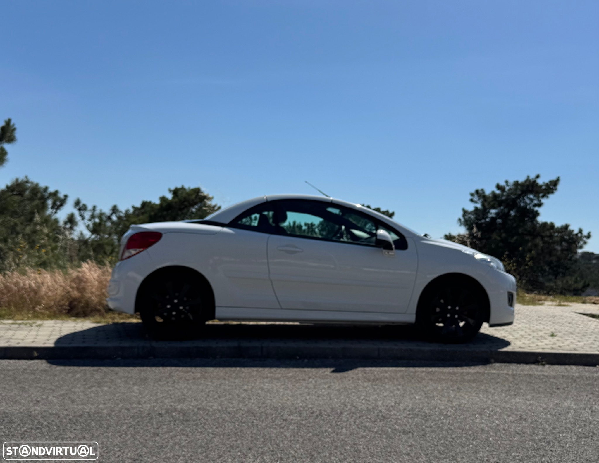 Peugeot 207 CC 1.6 HDi Roland Garros - 15