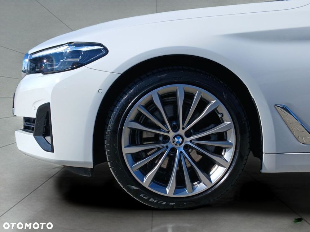 BMW Seria 5 - 10