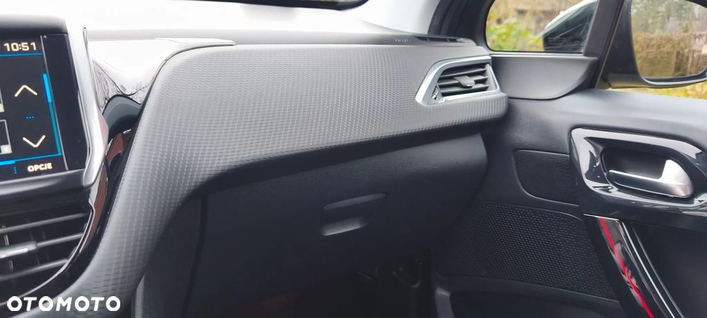 Peugeot 2008 BlueHDi FAP 120 STOP & START GT-Line Edition - 40