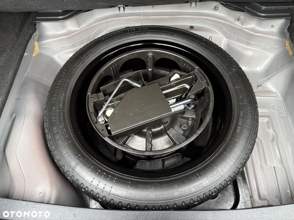 Mercedes-Benz Klasa E 350 CDI 4-Matic BlueEff Avantgarde - 33