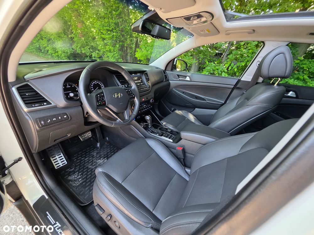 Hyundai Tucson 2.0 CRDI Premium 4WD - 8