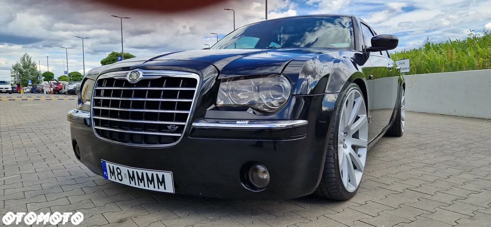 Chrysler 300C - 16