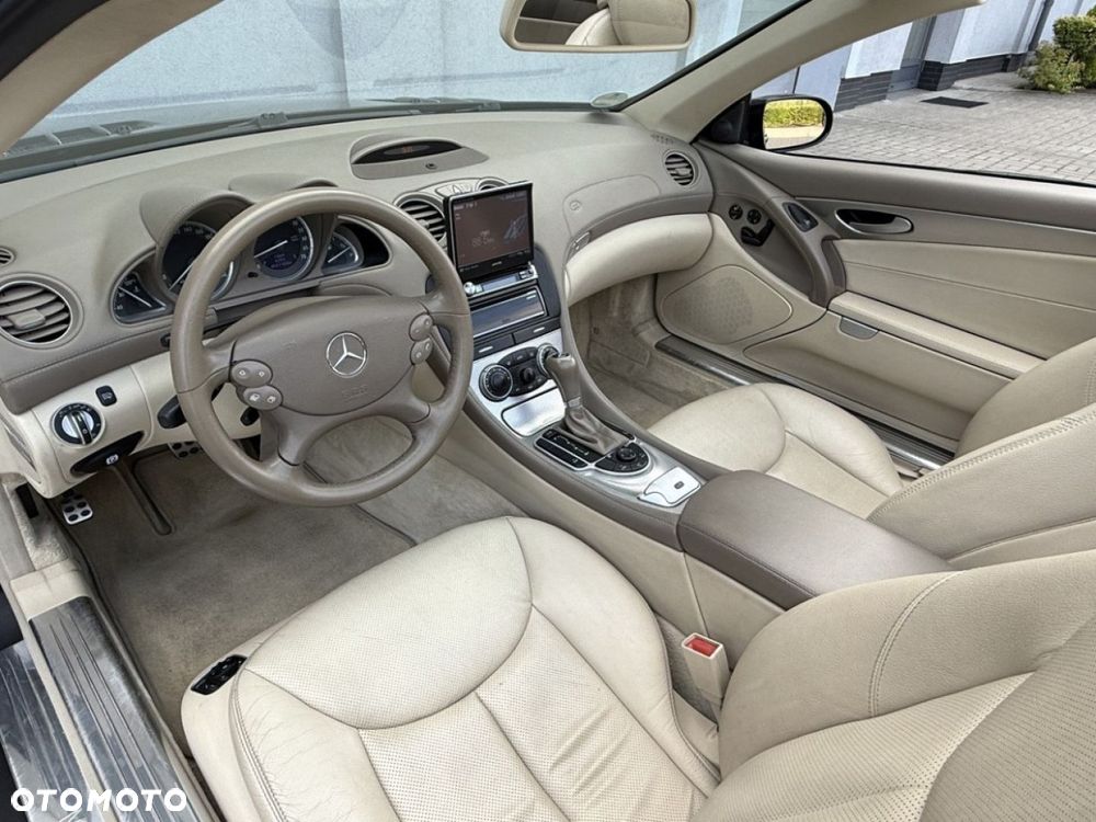 Mercedes-Benz SL 350 7G-TRONIC Sport - 17