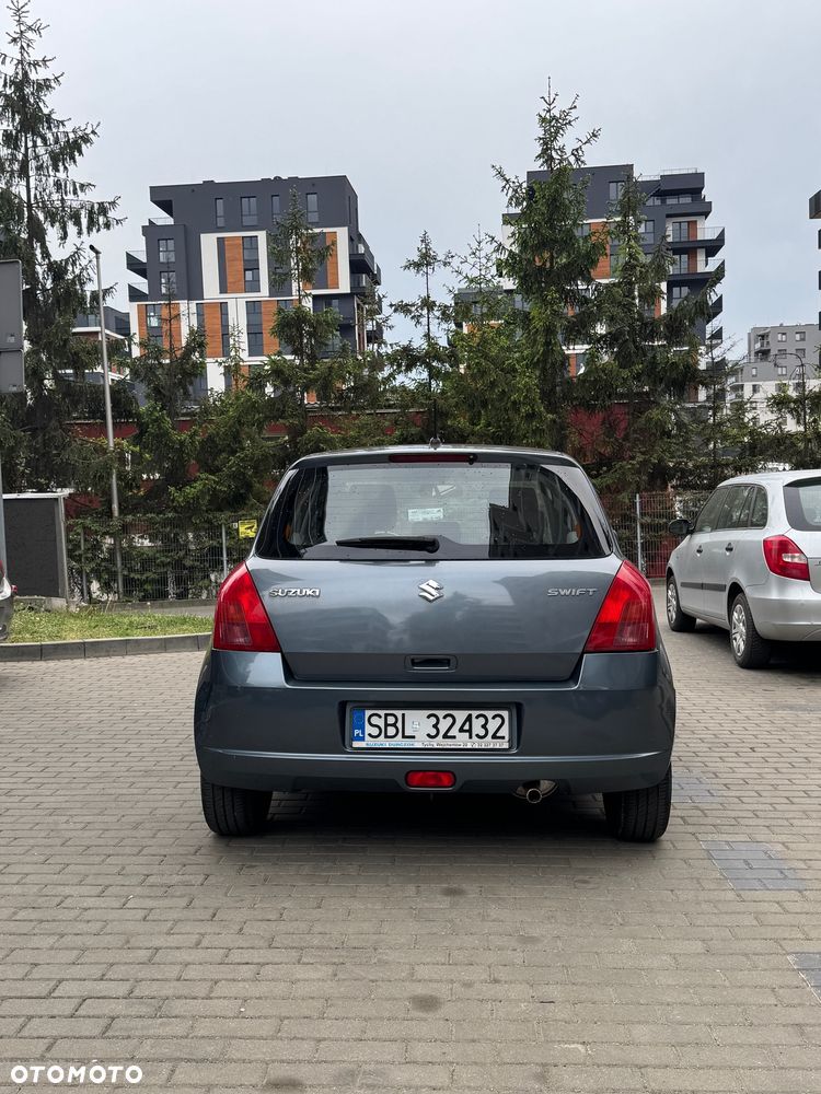 Suzuki Swift 1.3 GS / Premium - 11