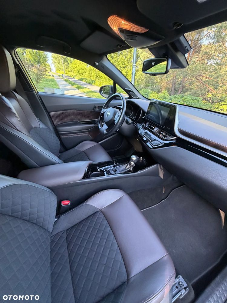 Toyota C-HR - 14