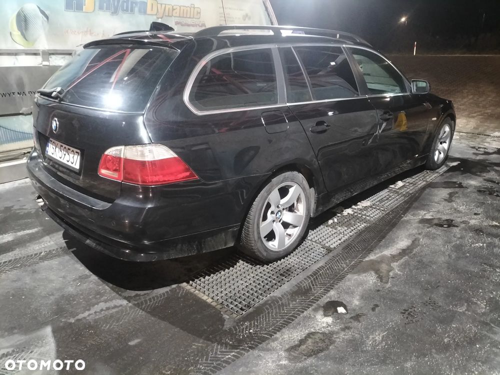 BMW Seria 5 523i - 3