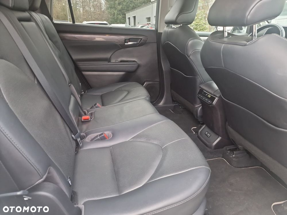 Toyota Highlander - 10