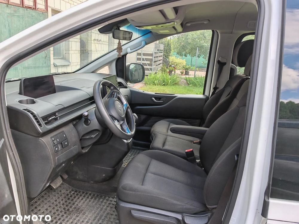 Hyundai Staria 2.2 CRDi Allrad Prime - 7