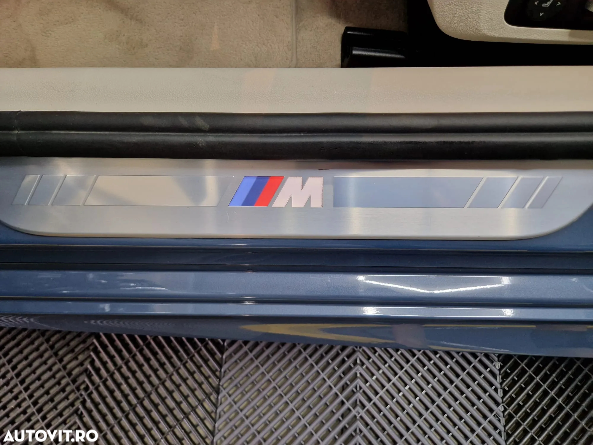 BMW Seria 8 - 12