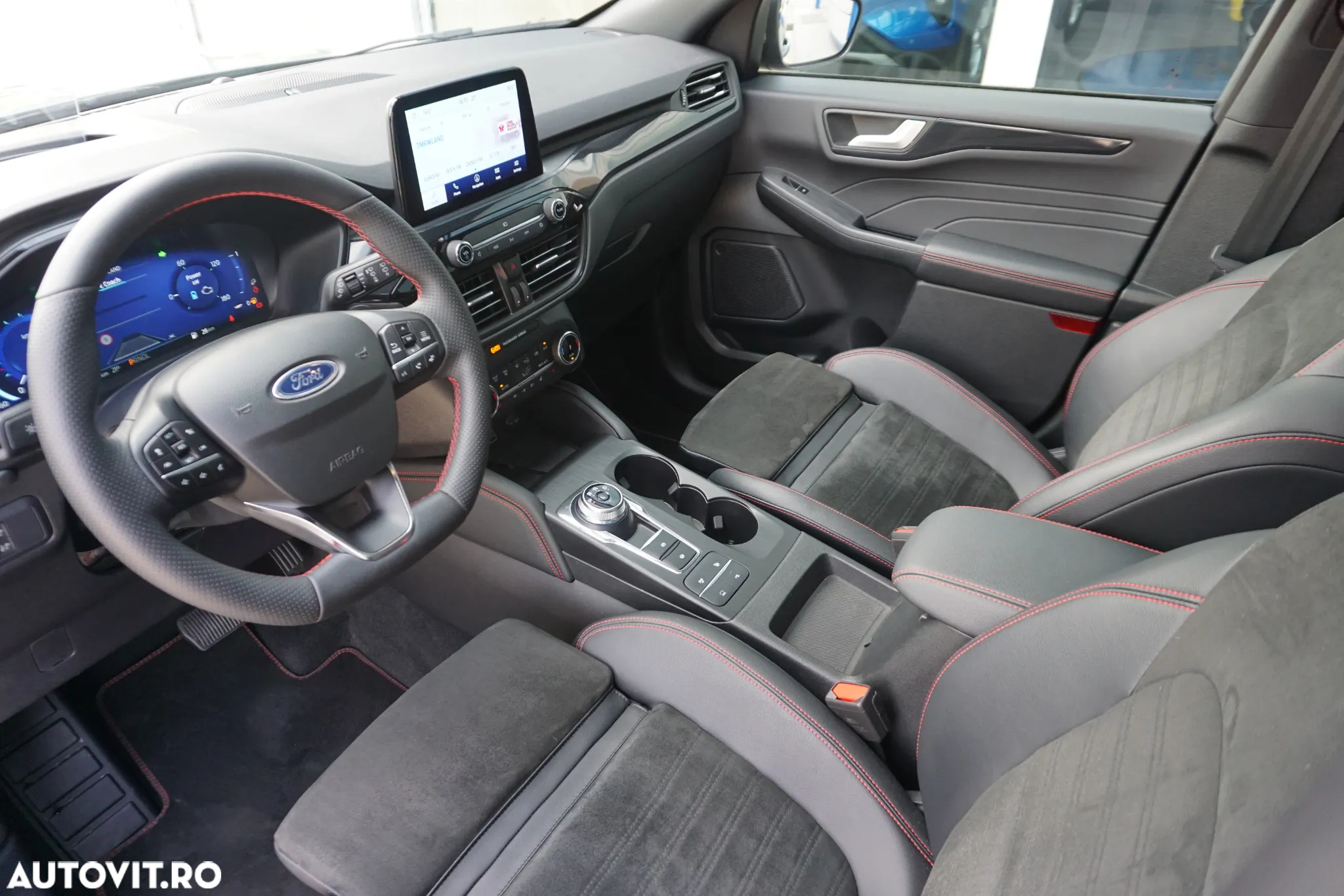 Ford Kuga 2.5 Duratec FHEV AWD ST Line X - 8