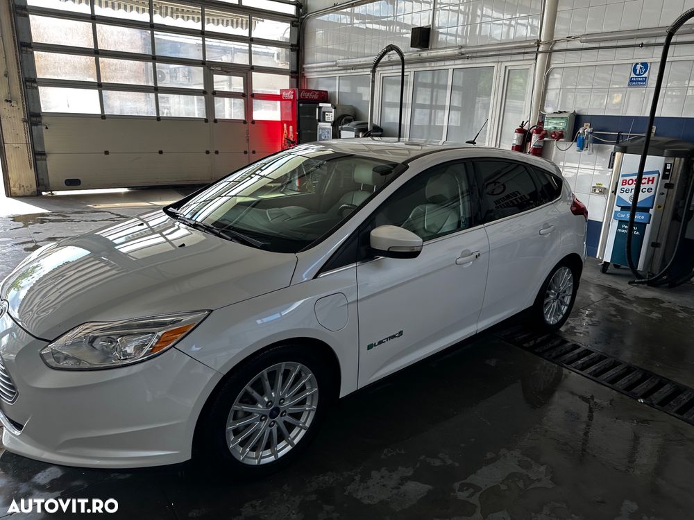 FORD Focus 2017 — imagine 3