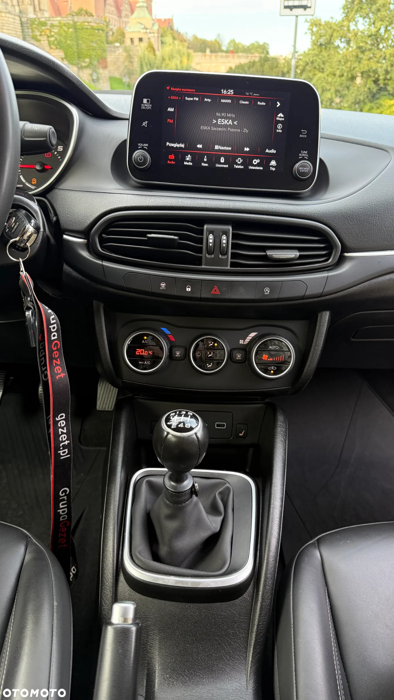 Fiat Tipo 1.4 T-Jet 16v Lounge EU6d - 21