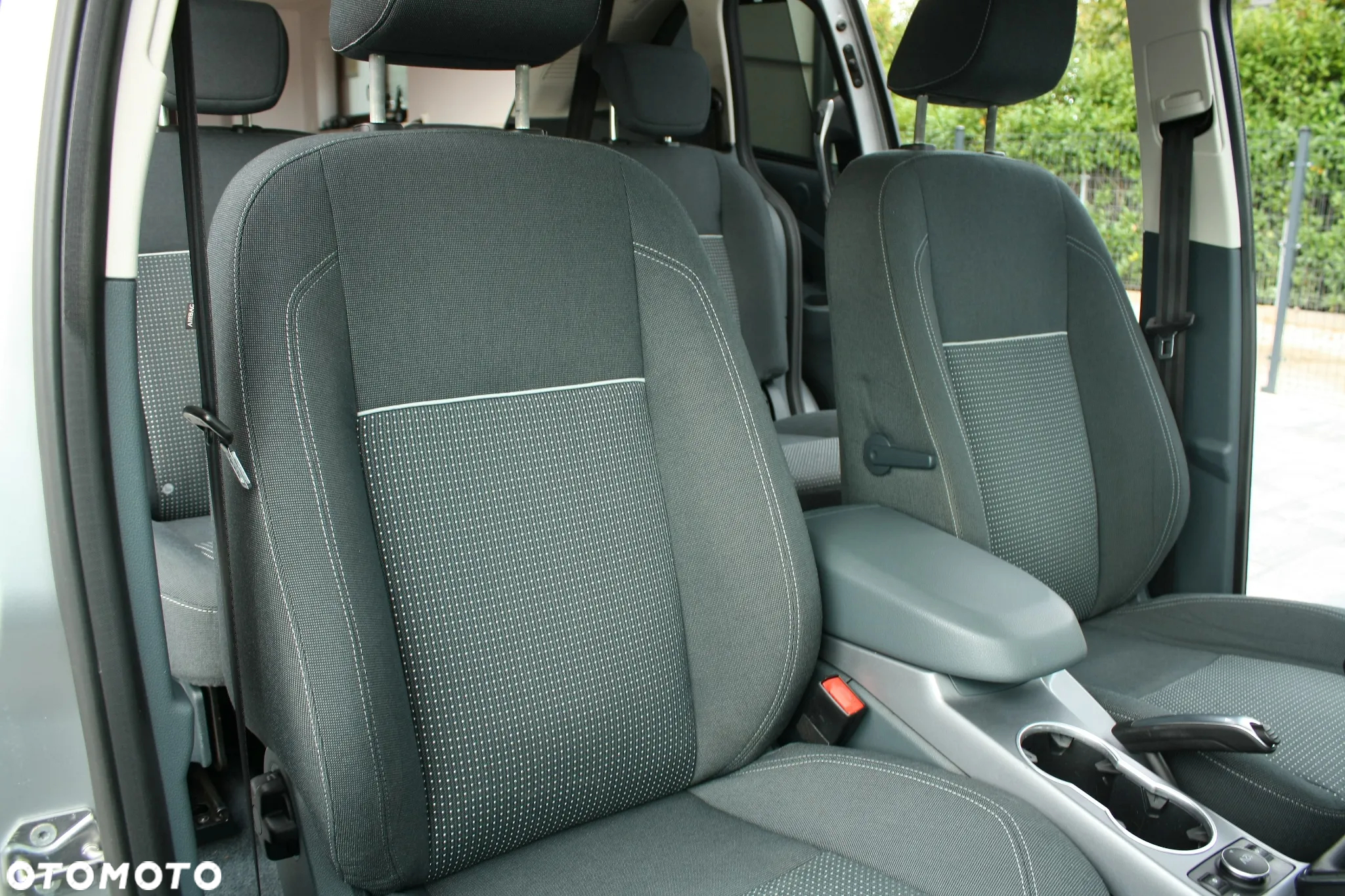 Ford Grand C-MAX 1.6 TDCi Start-Stop-System SYNC Edition - 23