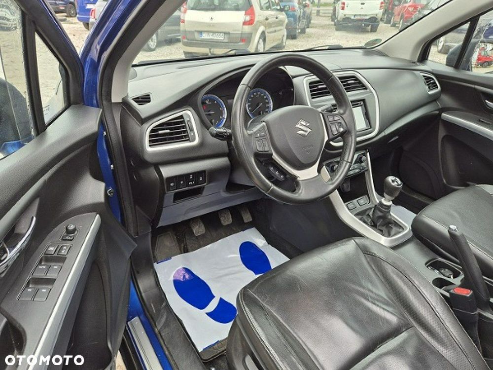 Suzuki SX4 S-Cross - 14