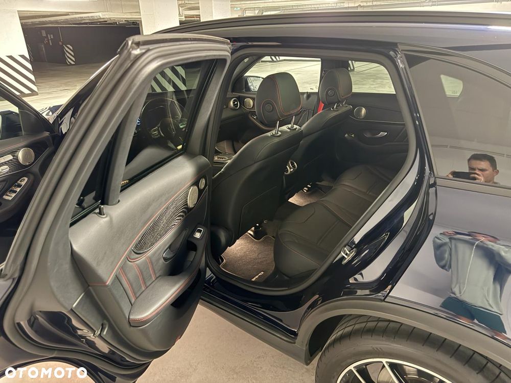 Mercedes-Benz GLC - 12