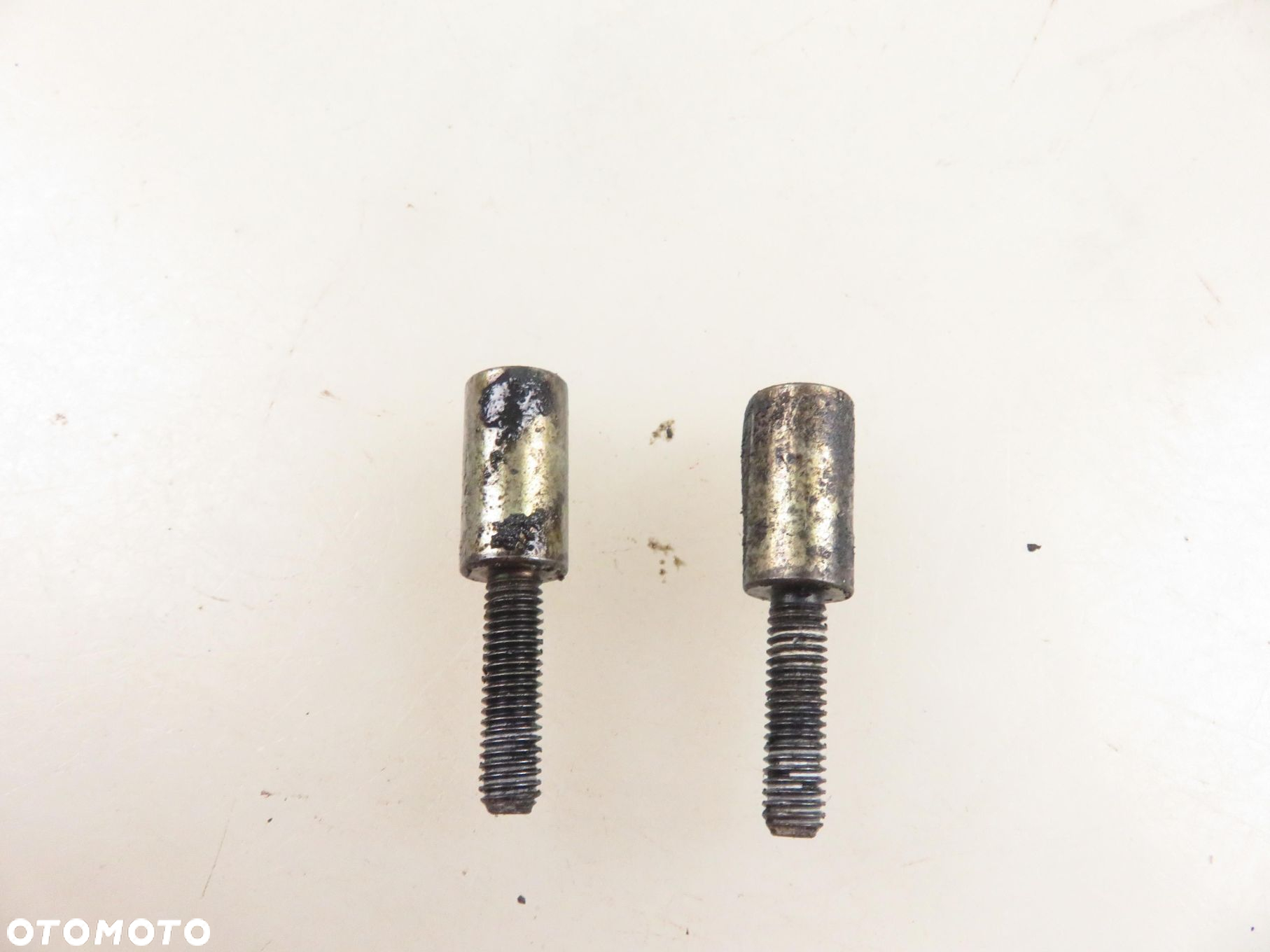 Obejma Mostek Mocowanie pompy vacum podciśnienia BMW OE 2247058 - 9
