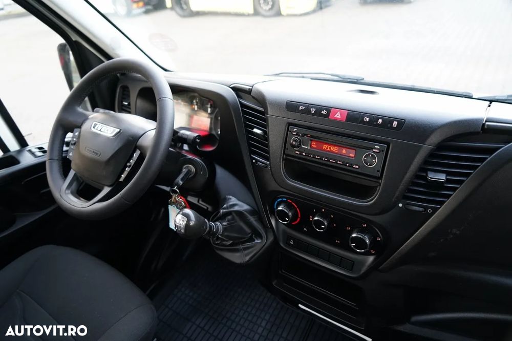 Iveco DAILY 35-130 / BASCULATOR SPATE / DUBLU / MANUAL - 29