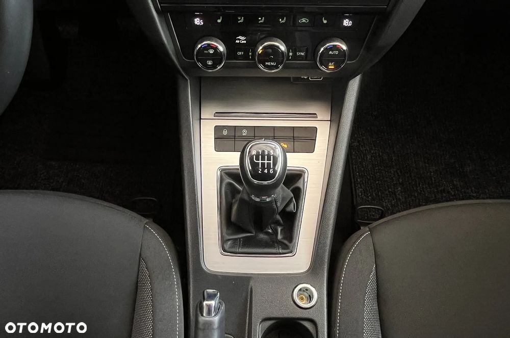 Skoda Octavia 1.5 TSI Style - 17