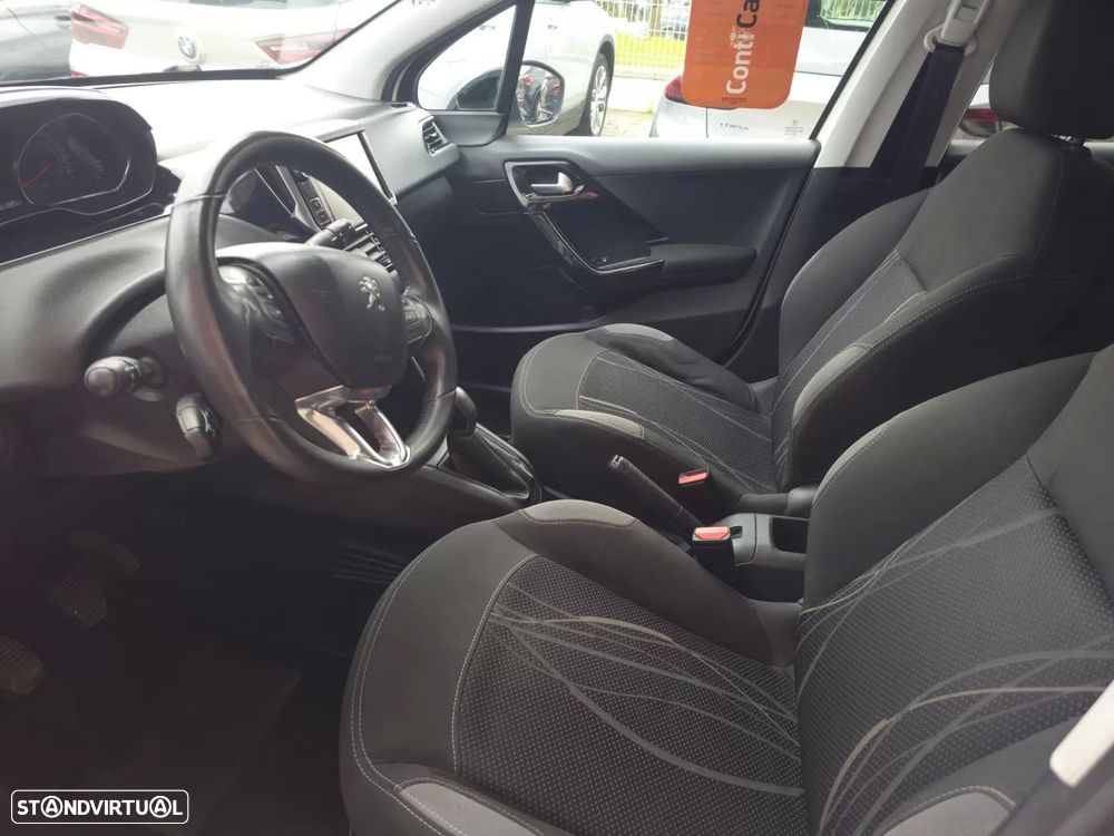 Peugeot 208 1.4 HDi Active - 8