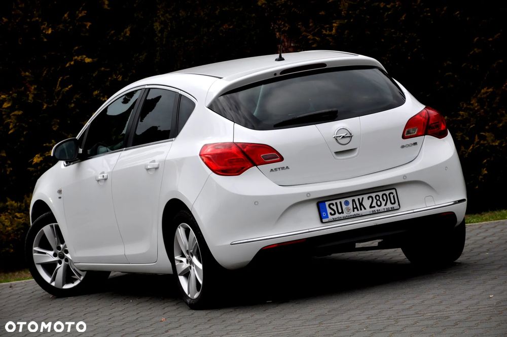 Opel Astra 1.6 ENERGY - 11