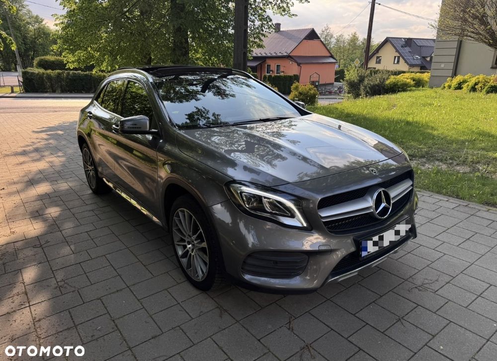 Mercedes-Benz GLA 220 d 7G-DCT AMG Line - 8