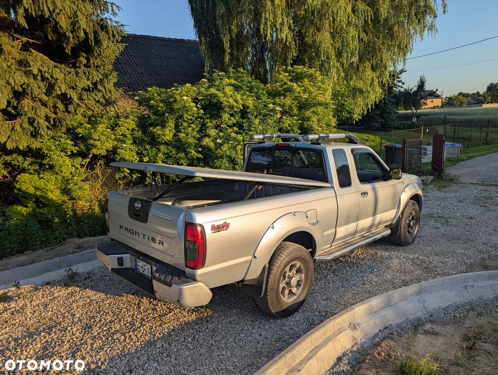 Nissan Frontier - 11