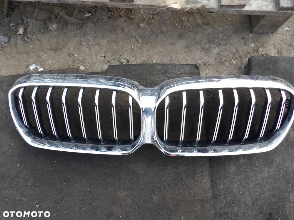 BMW - G30,G31 - NERKI , GRILL - 9852283 - 1