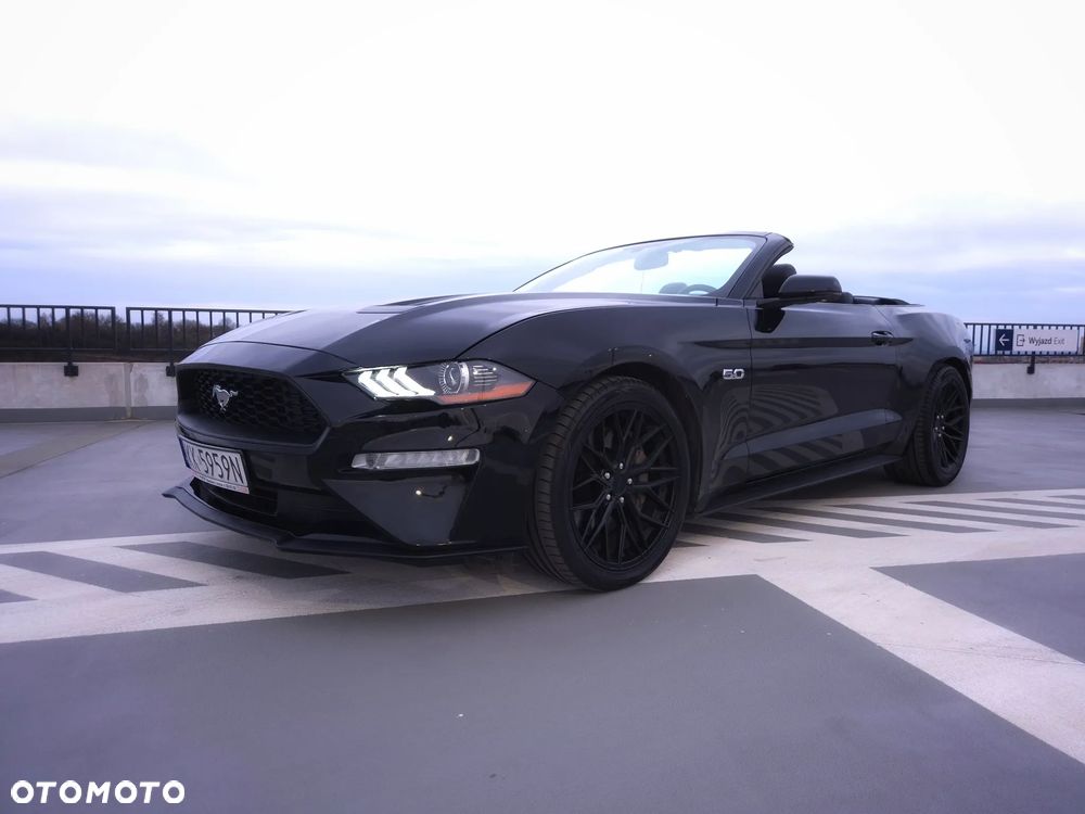 Ford Mustang - 1