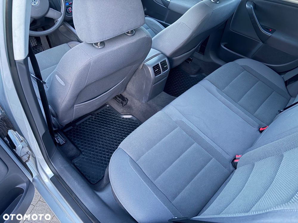 Volkswagen Golf 1.6 Comfortline Tiptr - 13