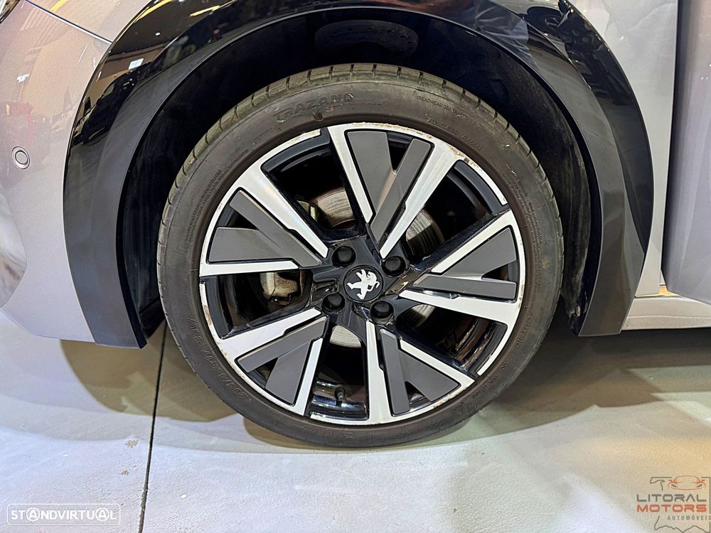 Peugeot 208 1.2 PureTech GT EAT8 - 13