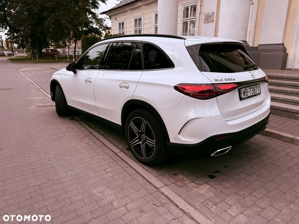 Mercedes-Benz GLC 220 d mHEV 4-Matic AMG Line - 4