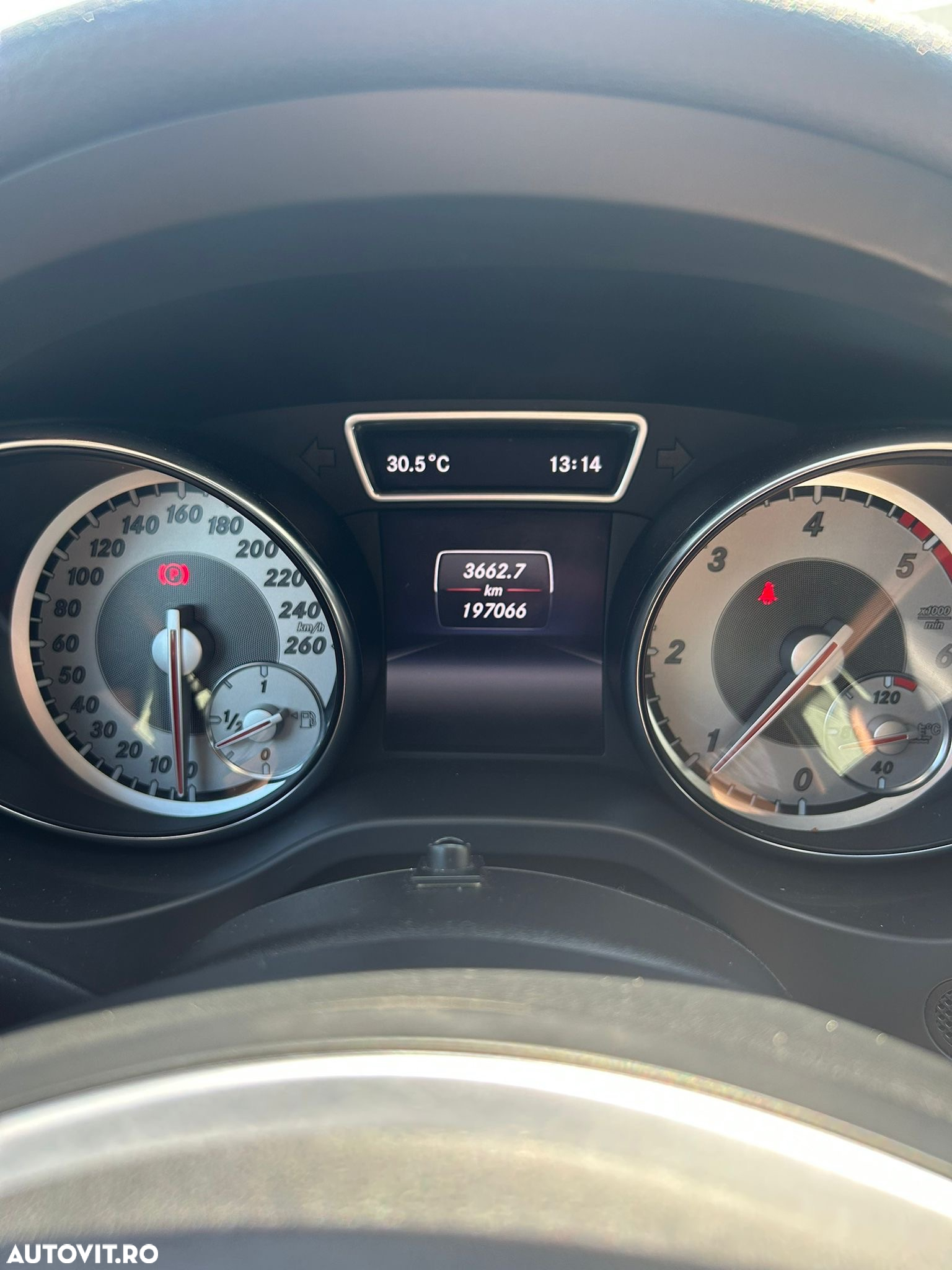 Mercedes-Benz CLA 200 CDI - 28