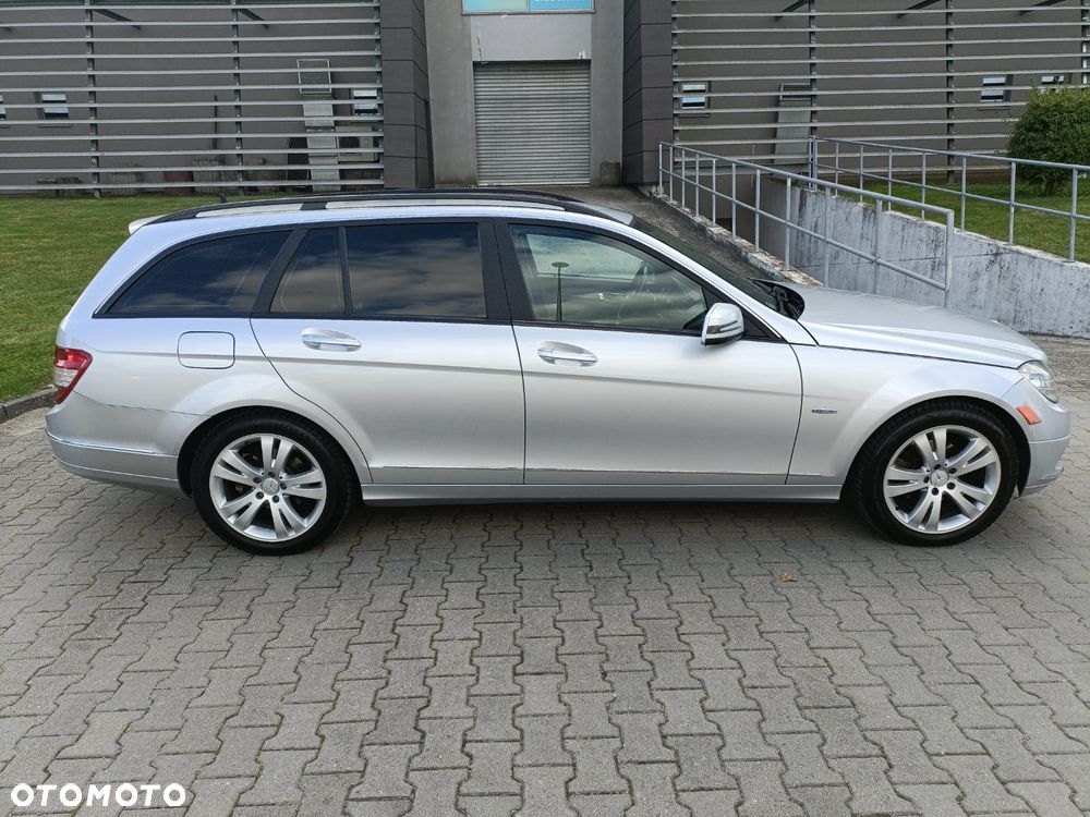 Mercedes-Benz Klasa C 200 CDI BlueEff Avantgarde - 4