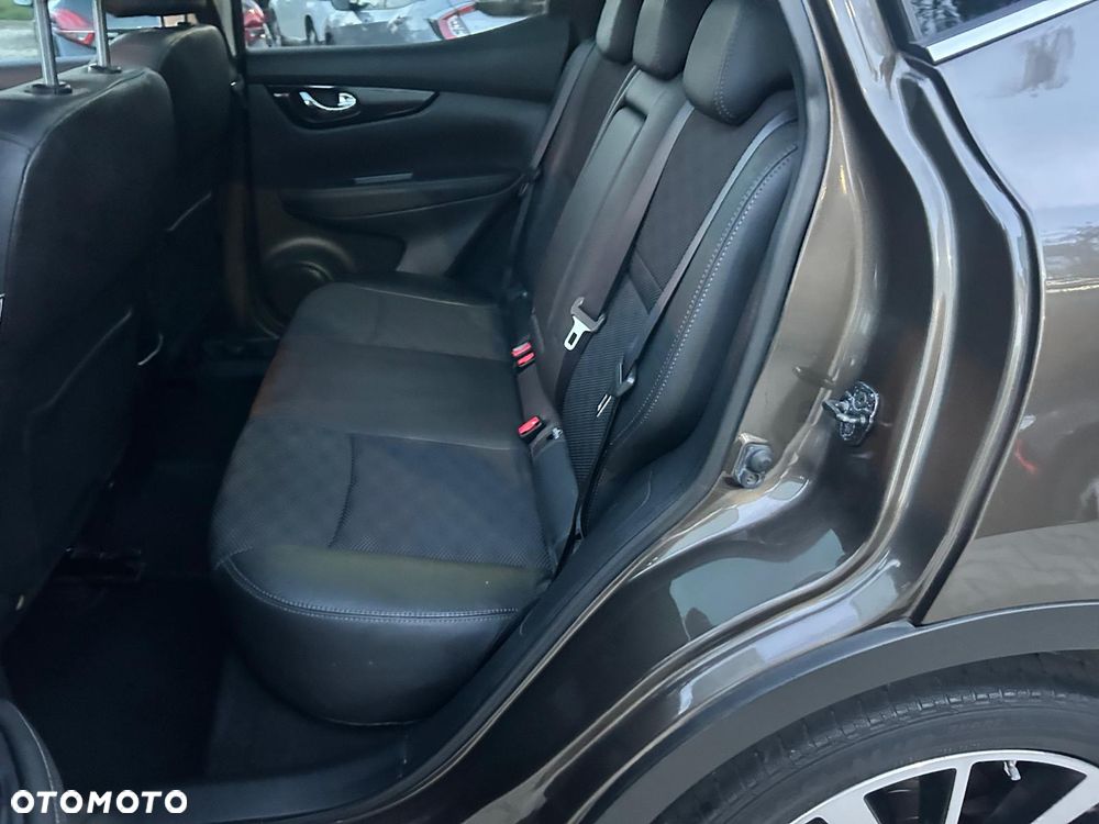 Nissan Qashqai 1.6 Tekna CVT - 23