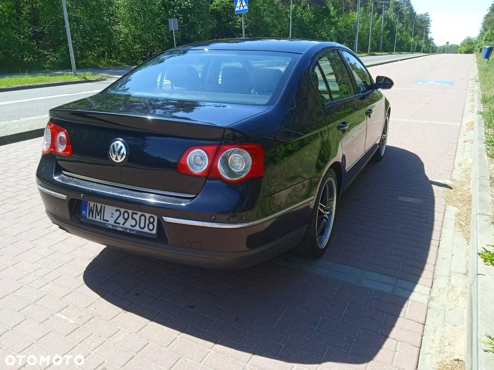 Volkswagen Passat 2.0 TDI Sportline - 3