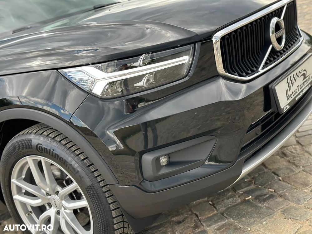 Volvo XC 40 B4 B AWD Geartronic Momentum Pro - 10