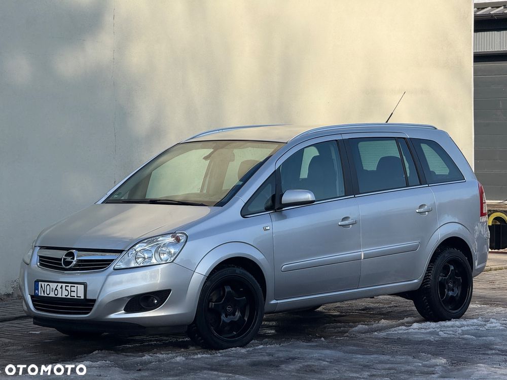 Opel Zafira 1.6 16V Comfort - 2