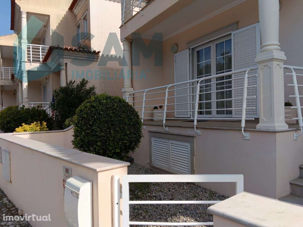 Excelente Moradia T3 com Piscina, Garagem e Zona de Lazer - Grande imagem: 2/39