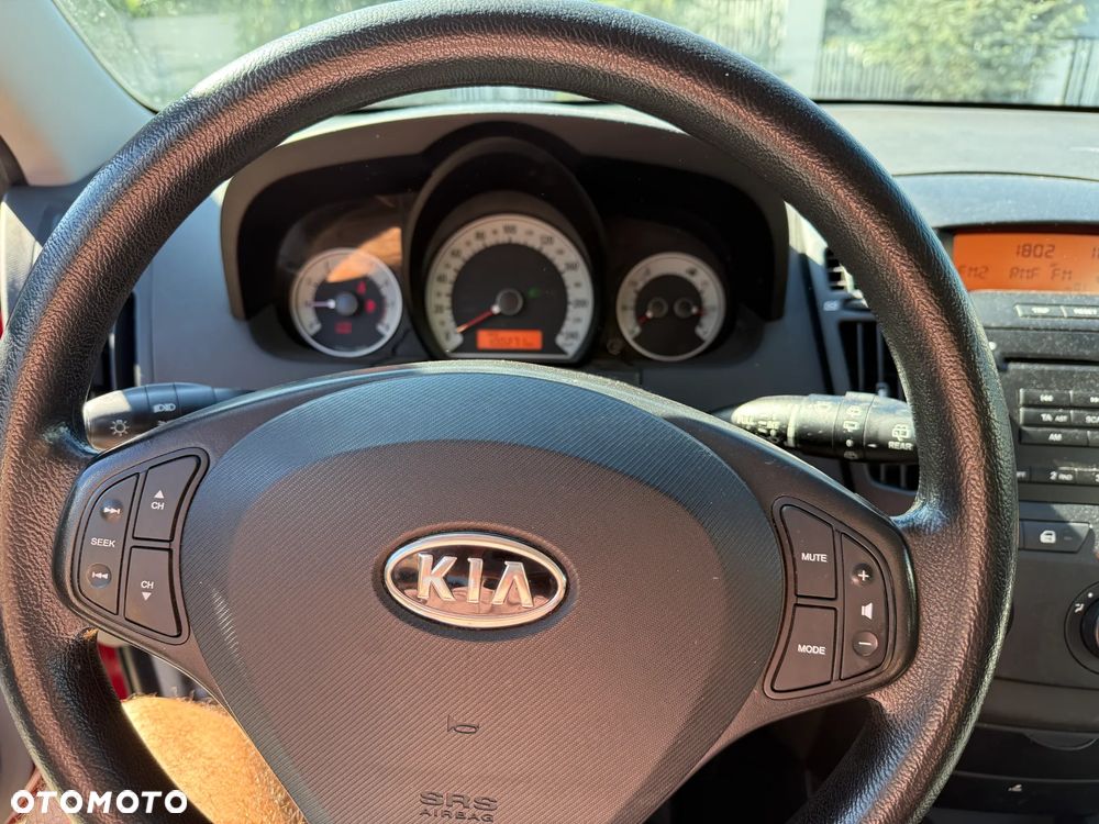 Kia Ceed 1.4 Comfort + - 8