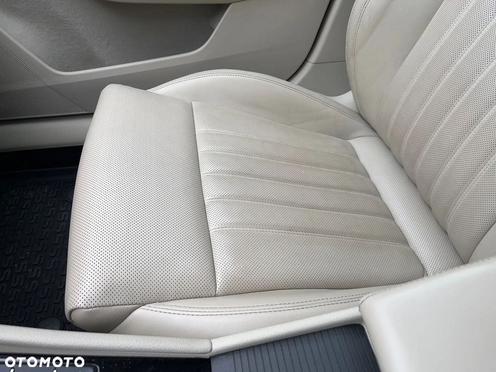 Skoda Superb 2.0 TDI SCR 4x4 L&K DSG - 20