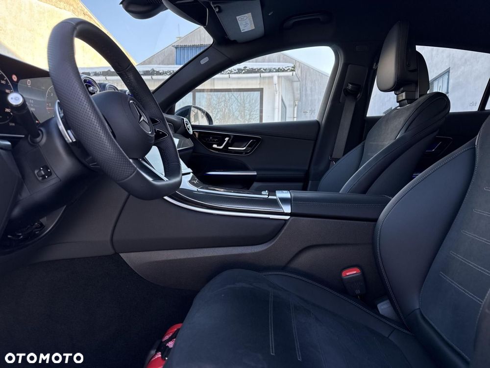 Mercedes-Benz GLC - 13