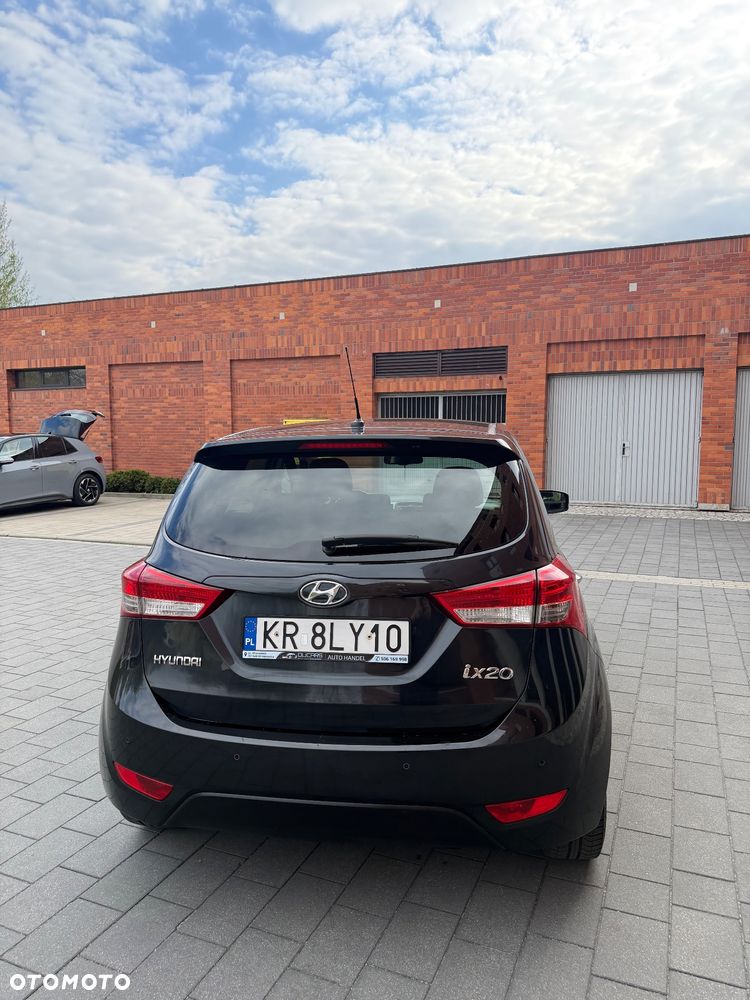 Hyundai ix20 1.4 Classic + - 21