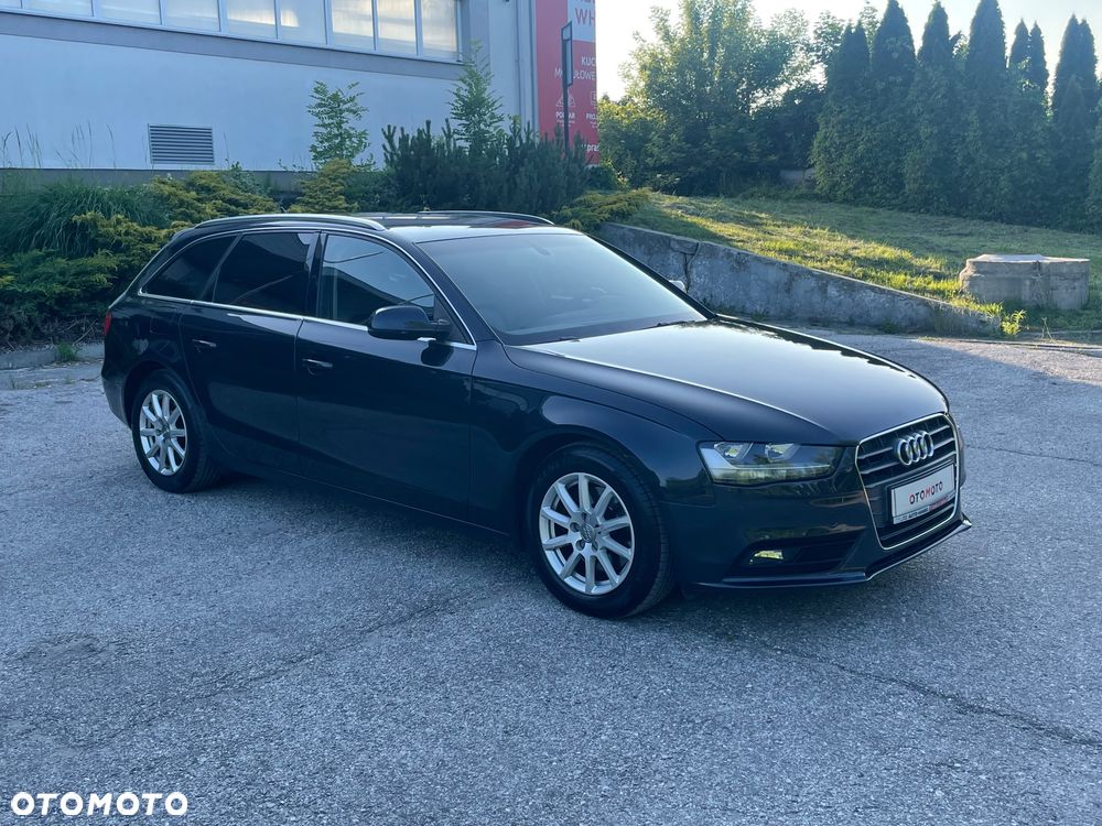 Audi A4 Avant 2.0 TDI ultra - 33