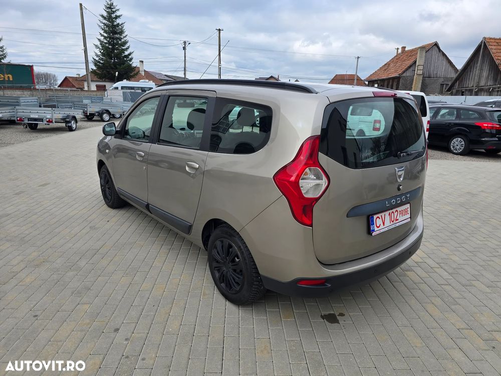 Dacia Lodgy 1.6 MPI 85 Prestige - 4