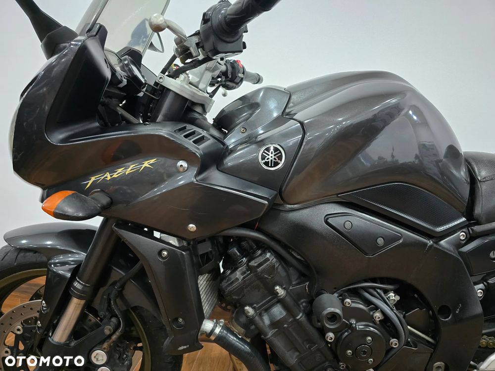 Yamaha FZ - 22