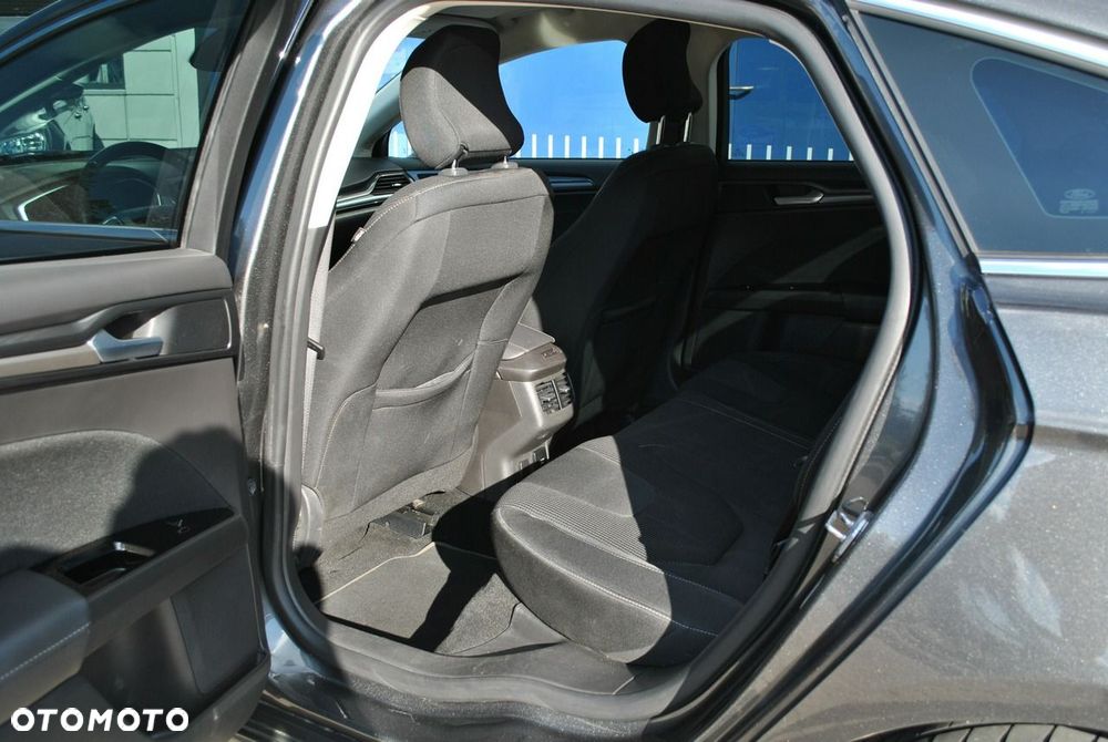 Ford Mondeo 2.0 EcoBlue Titanium - 13