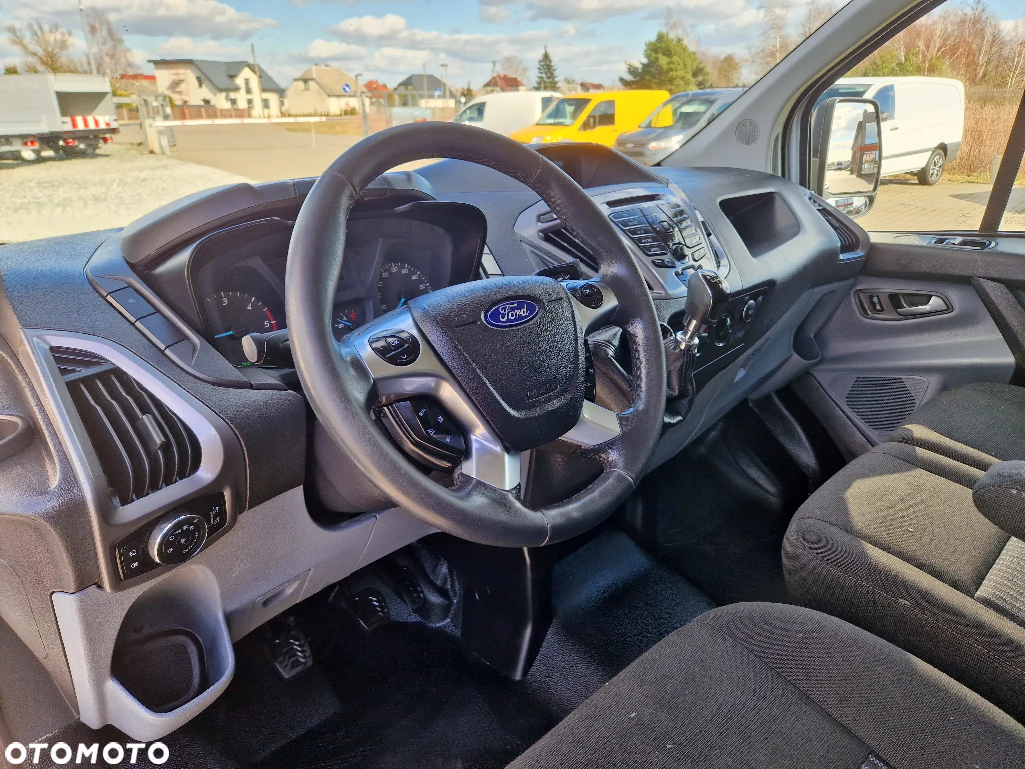 Ford TRANSIT CUSTOM 2,2 TDCI 125 KONNY KLIMA L1H1 GWARANCJA - 13